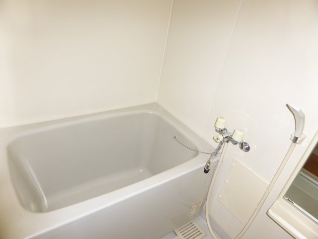 バス・シャワールーム　日々の暮らしに欠かせないお風呂です