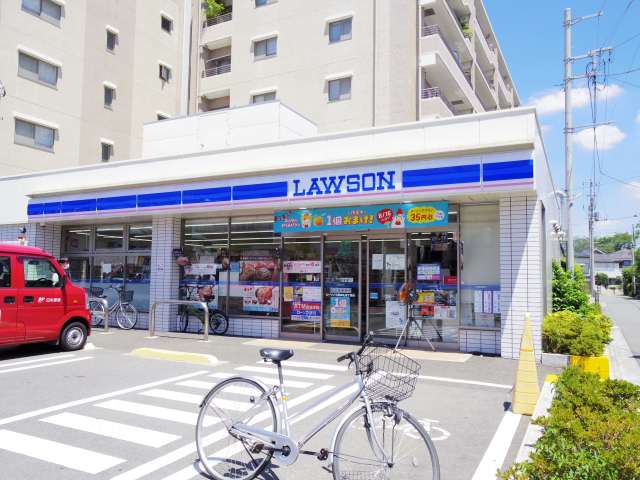 コンビニ　ローソン（コンビニ）まで296m