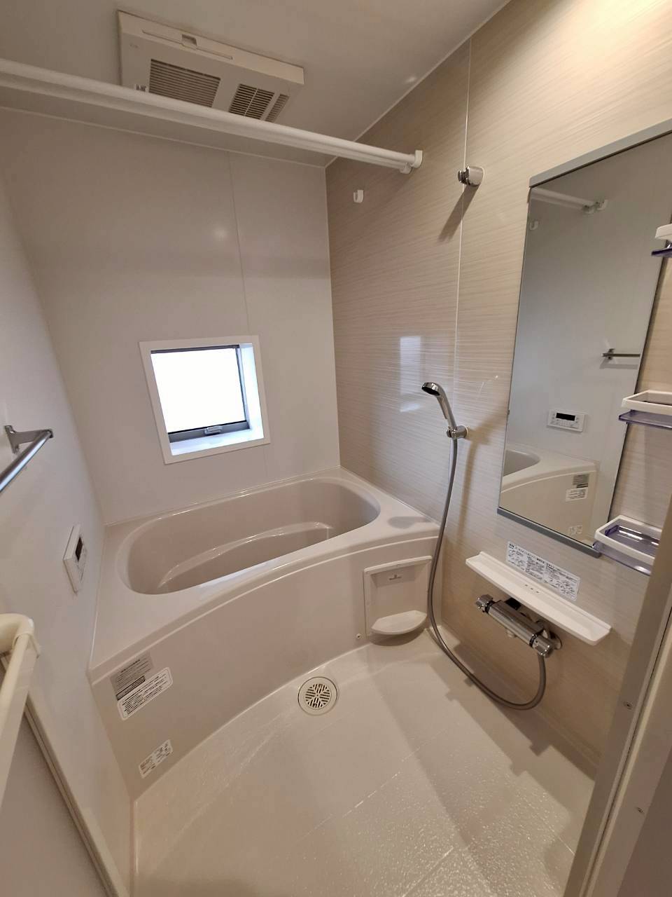 バス・シャワールーム　★追焚・浴室乾燥機付きバス★