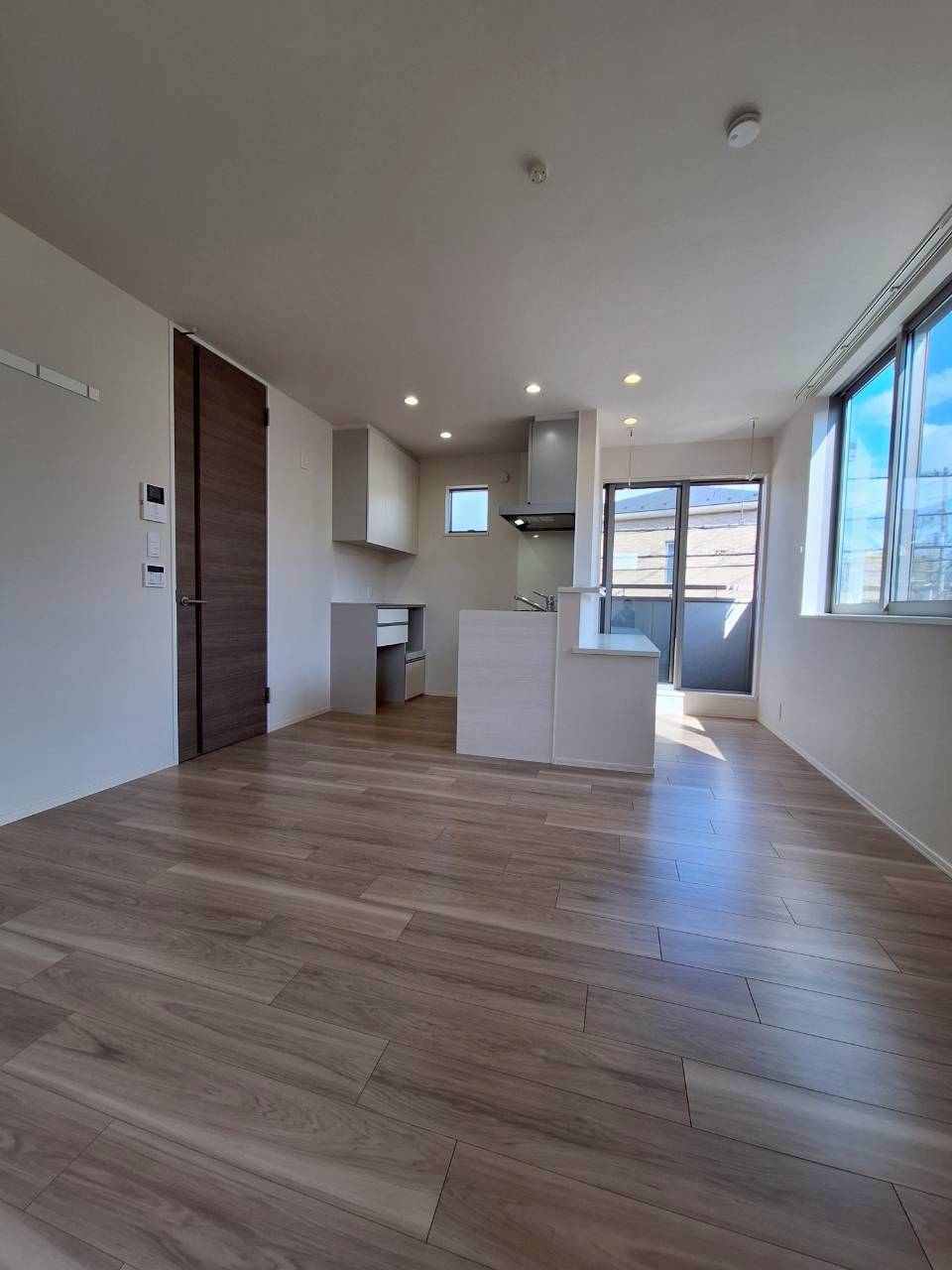 居室・リビング　★明るいリビング★