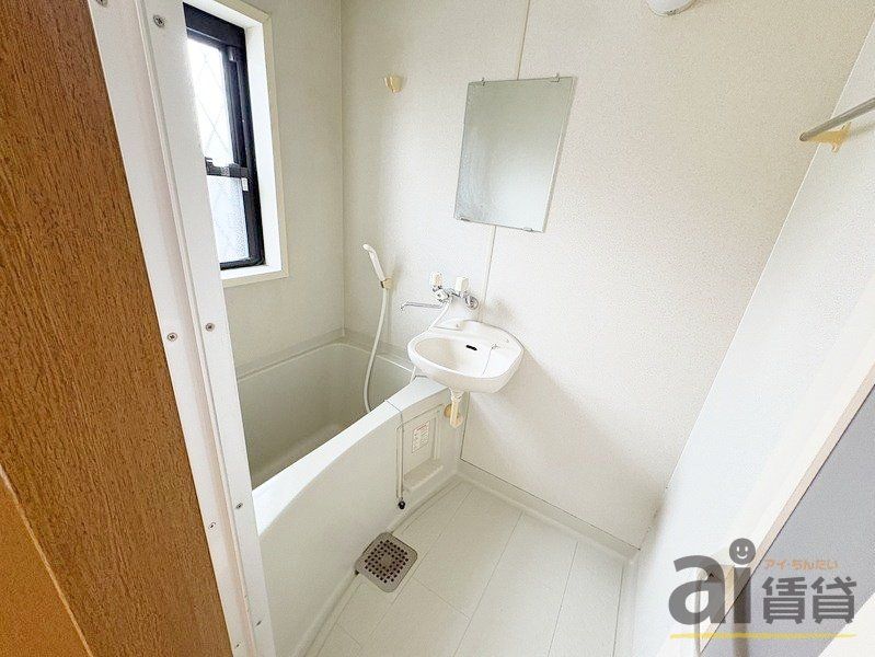 バス・シャワールーム　～同仕様写真～