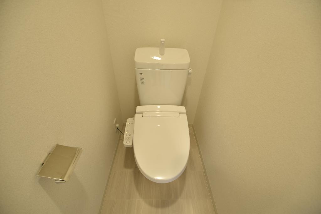 トイレ　シャワー付トイレ