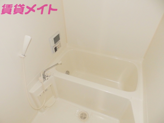 バス・シャワールーム　バス同一物件の別部屋の写真です