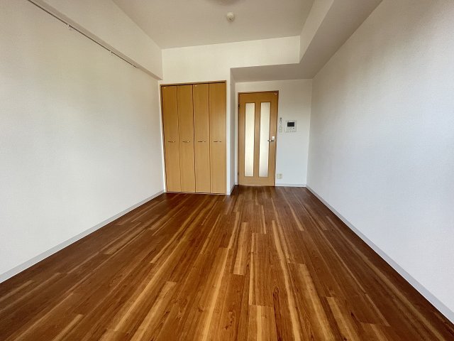 居室・リビング　こちらのリビングで趣味の時間をお楽しみください