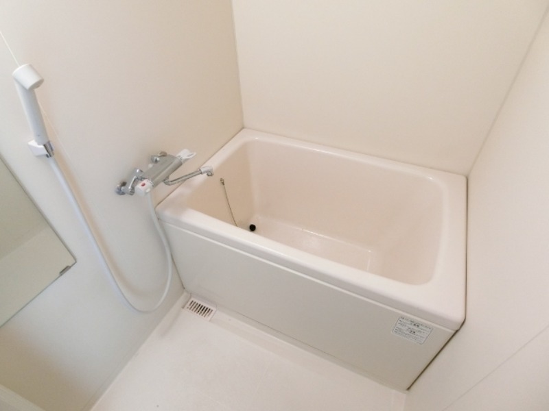 バス・シャワールーム　図面と現状に相違がある場合には現状を優先