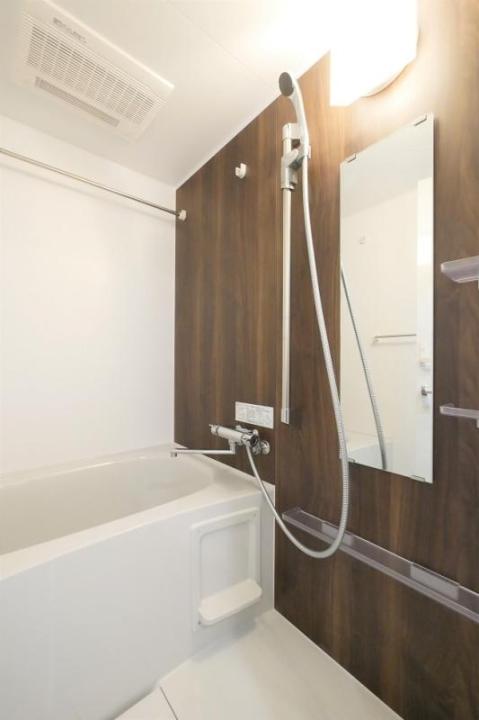 バス・シャワールーム　清潔な浴室！