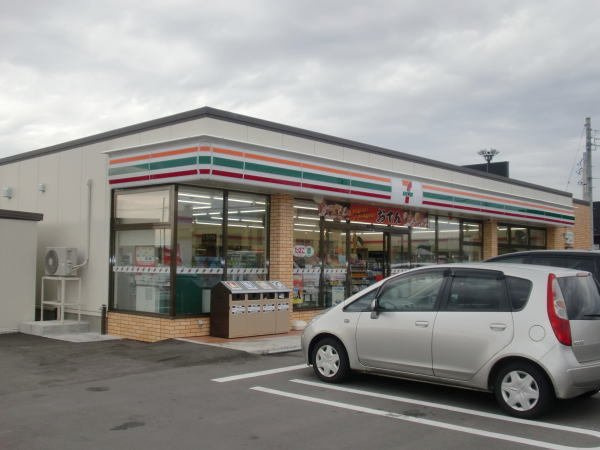 コンビニ　セブンイレブン 高岡中曽根店（コンビニ）まで516m