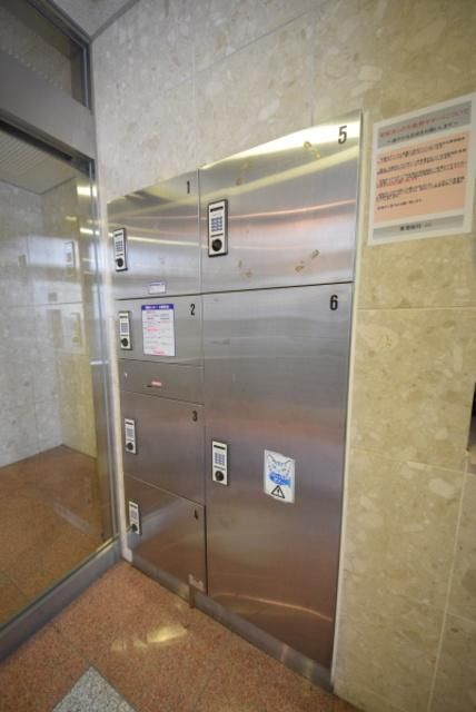 その他　★宅配ボックス★