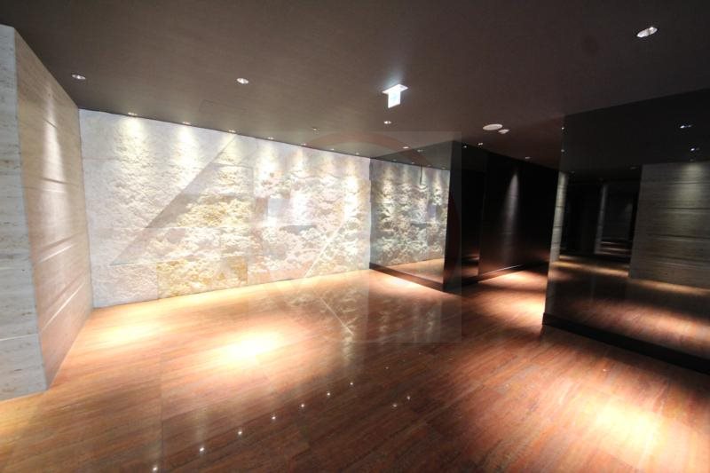 エントランス　清潔なエントランスです