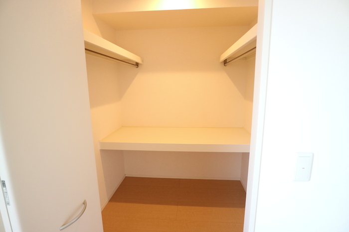 収納　ウォークインクローゼット