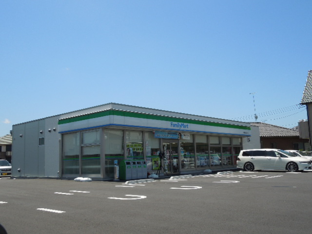 コンビニ　ファミリーマート 市原五井白金通り店（コンビニ）まで176m