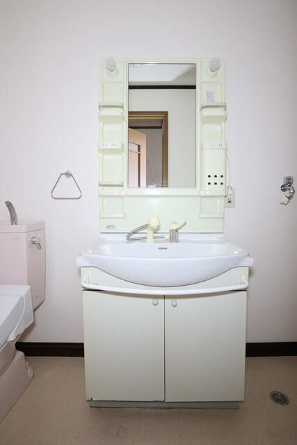 洗面設備　広い洗面スペース