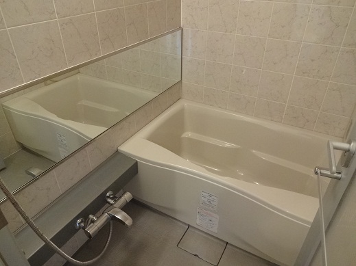 バス・シャワールーム　同マンション別部屋