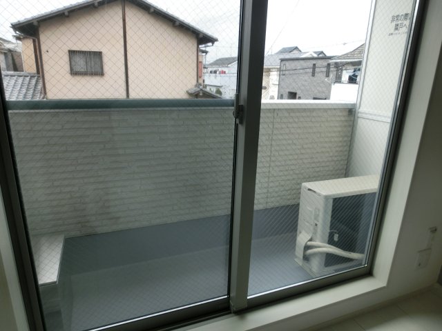 バルコニー　バルコニーは2・3階のみ　１階はシャッター雨戸が付きます