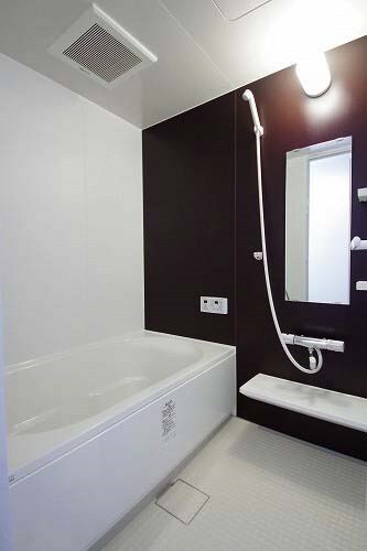 バス・シャワールーム　バス／シャワー