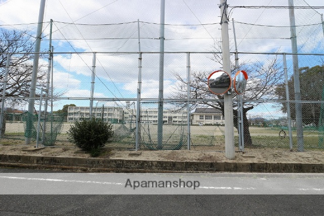 中学校　小郡市立大原中学校（中学校）まで4895m