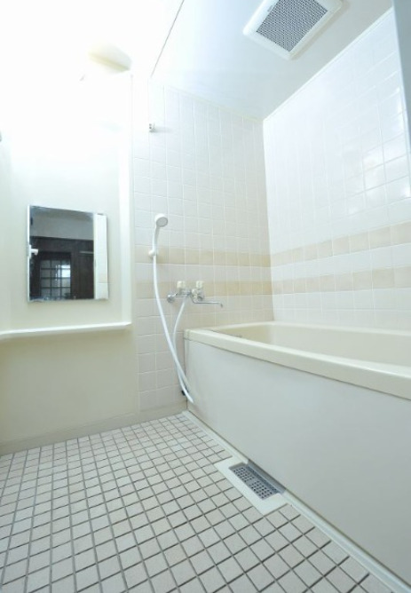 バス・シャワールーム　日々の疲れを癒すお風呂付です