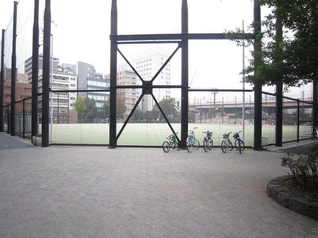 公園　浜町公園（公園）まで700m