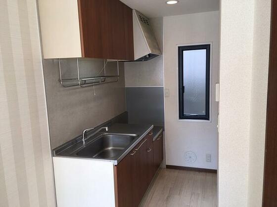 キッチン　※写真同間取り１０１号室使用