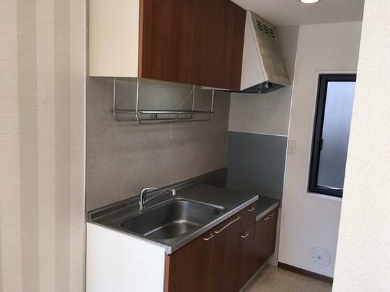 キッチン　※写真同間取り１０１号室使用