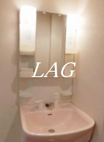 洗面設備　独立洗面台です。