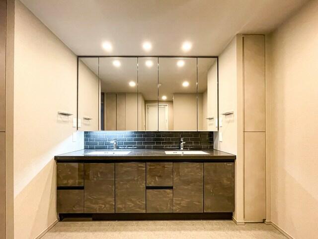 キッチン　※写真は同タイプ住戸です。