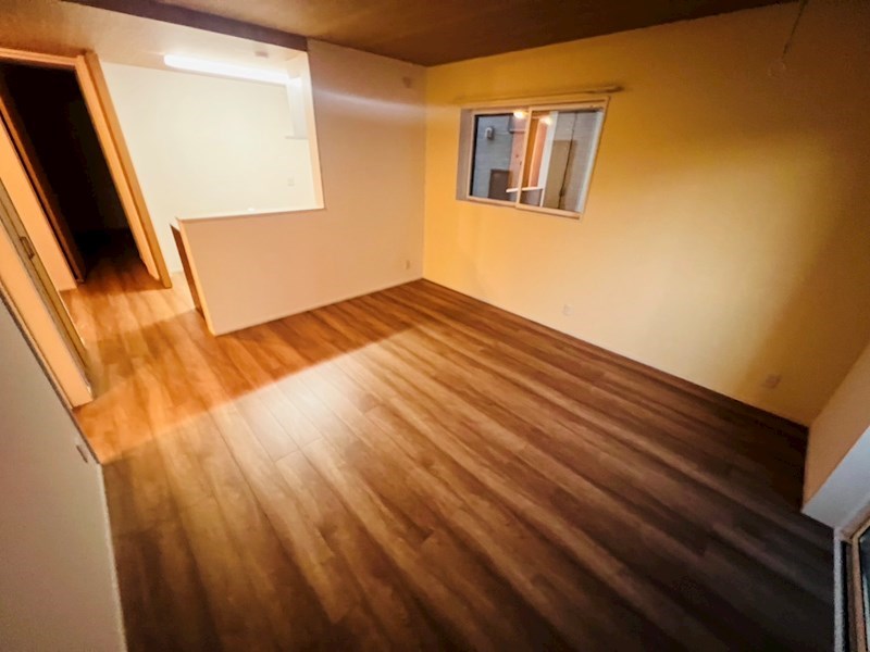 居室・リビング　反転間取り参照