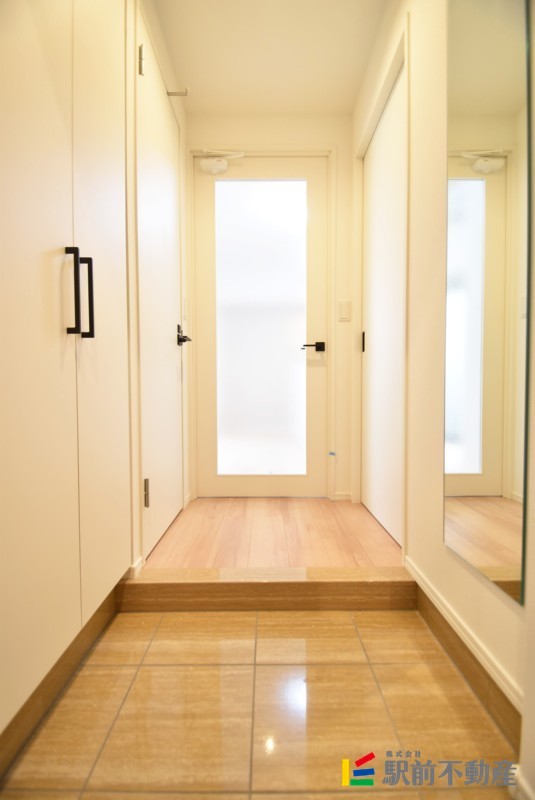 玄関　同タイプ別部屋