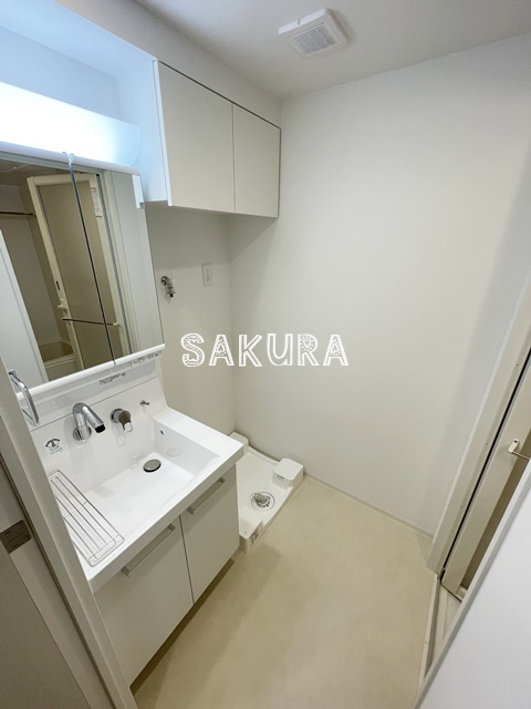 洗面設備　身支度に欠かせない独立洗面台♪