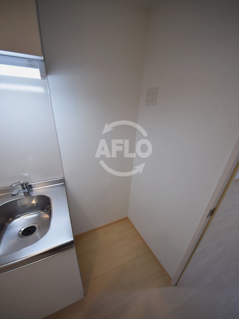 キッチン　COCORO-WEST　冷蔵庫置き場