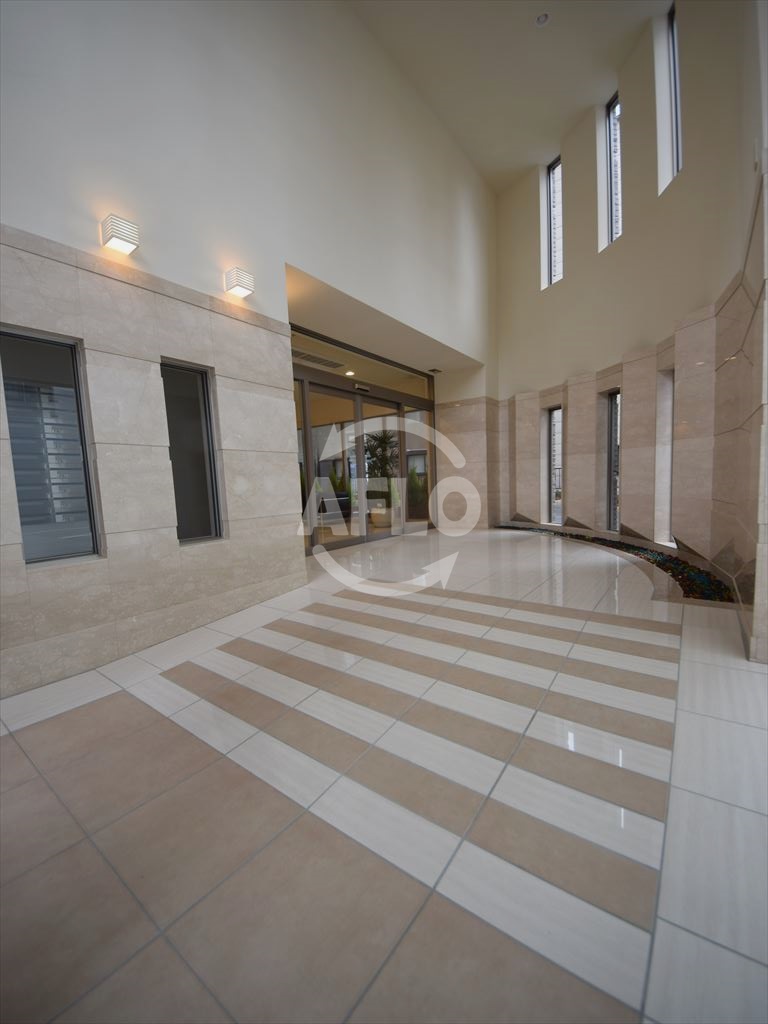 ロビー　COCORO-WEST　ロビー