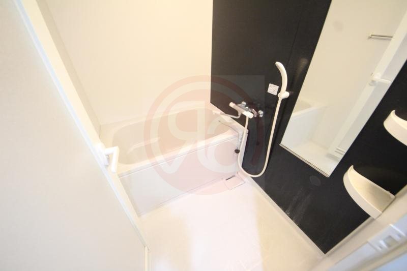 バス・シャワールーム　お風呂で日々の疲れを落としましょう