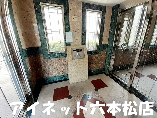 セキュリティ　オートロックで安心です。