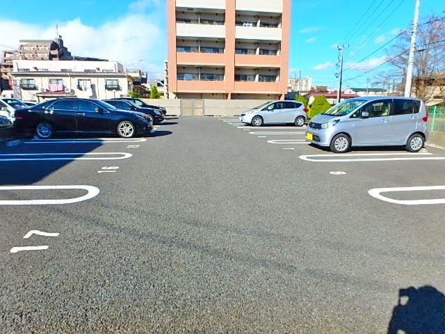 駐車場　駐車場♪