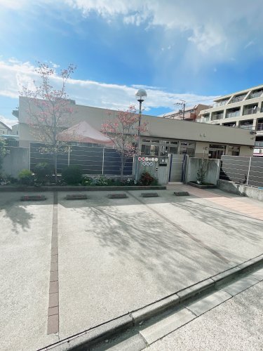 幼稚園・保育園　春風ピッコロ保育園（幼稚園・保育園）まで73m