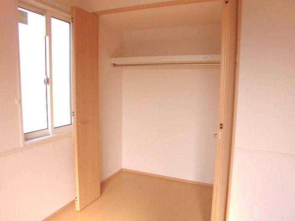 収納　クローゼット