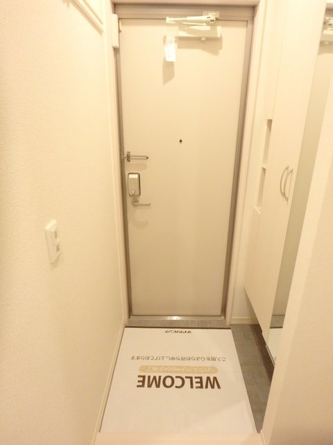 玄関　別号室写真参照