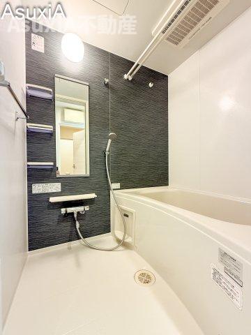 バス・シャワールーム　別タイプのお部屋の写真です。