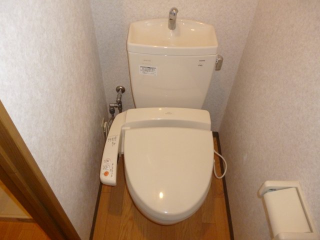 トイレ　コンパクトで使いやすいトイレです