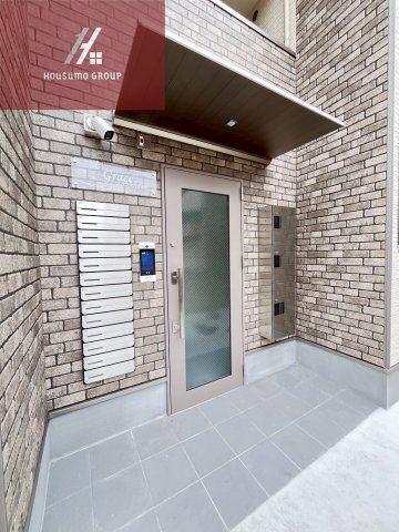 エントランス　建物の内部です