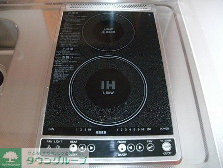 キッチン　設備・仕様は号室により異なる為、現況を優先致します。