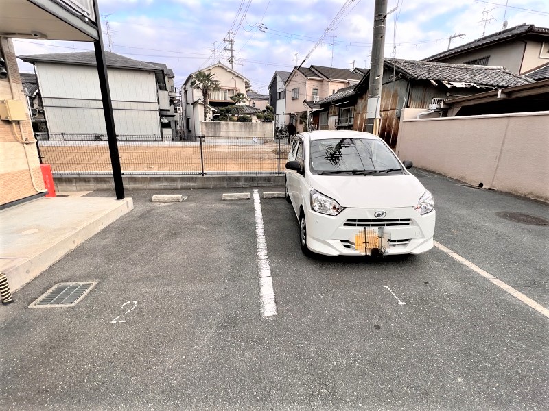その他　駐車場は別料金となります。