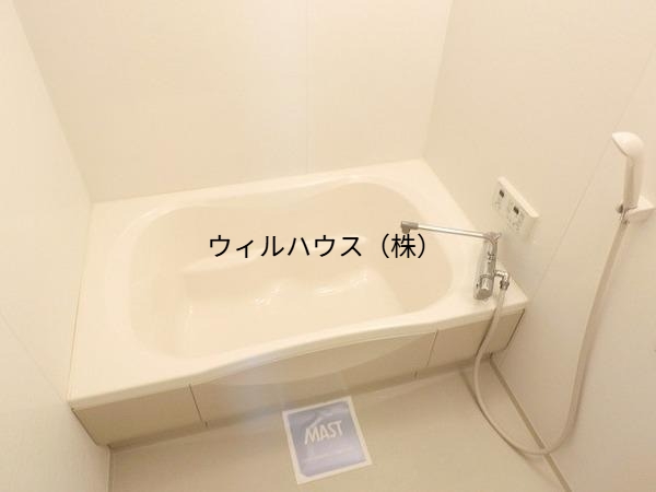 バス・シャワールーム　大型浴室！