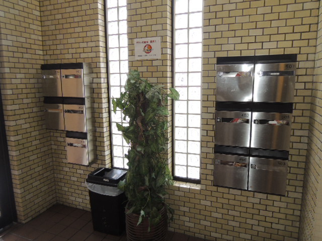 エントランス　ポスト☆