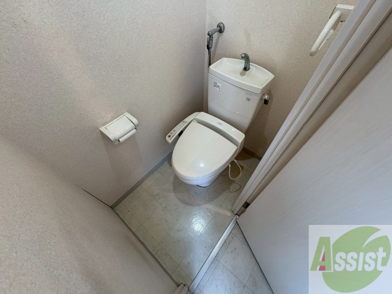 トイレ　清潔感があり安心して使用できるトイレになっておりました。