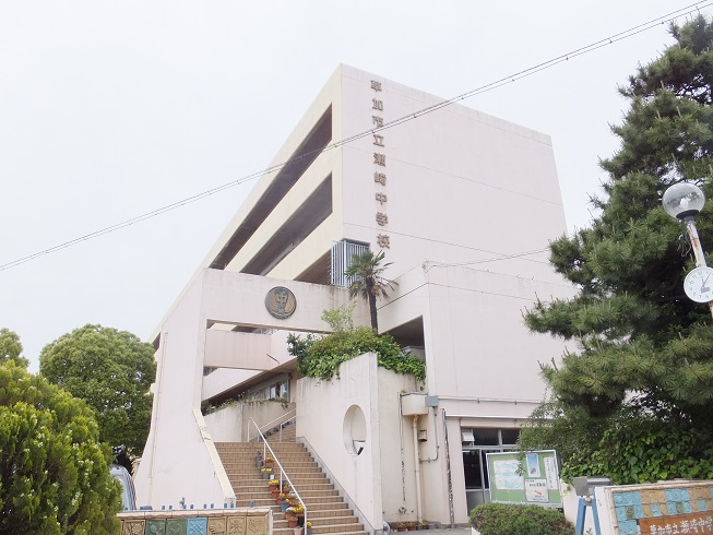 中学校　草加市立瀬崎中学校（中学校）まで192m