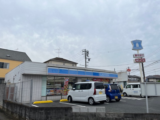 コンビニ　ローソン　川越仙波町（コンビニ）まで492m