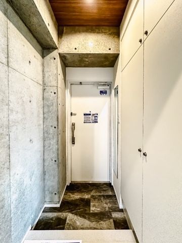玄関　落ち着いた玄関！