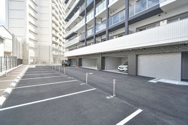 駐車場　駐車場有り。※空き要確認