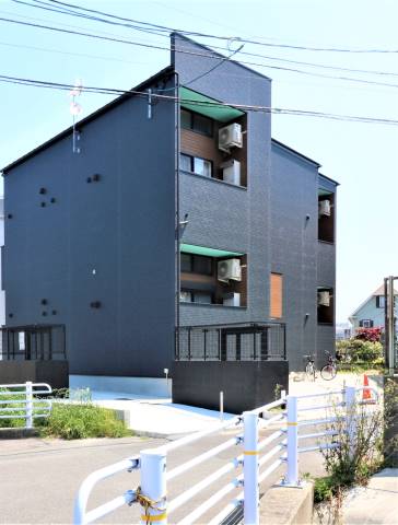 建物外観　次郎丸エリアの物件をご紹介します。